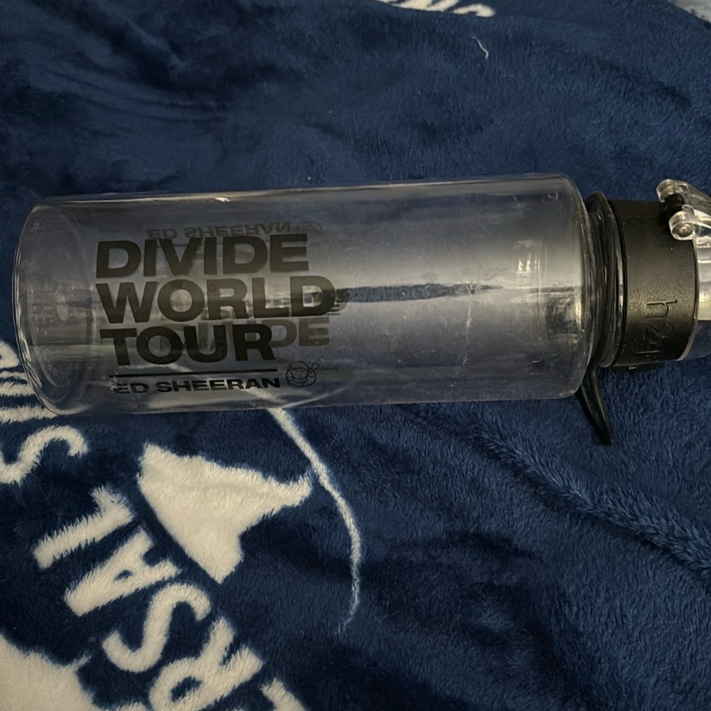 Ed Sheeran 2018 Divide Tour Reusable clear water bottle 28 fluid ounces BPA free
